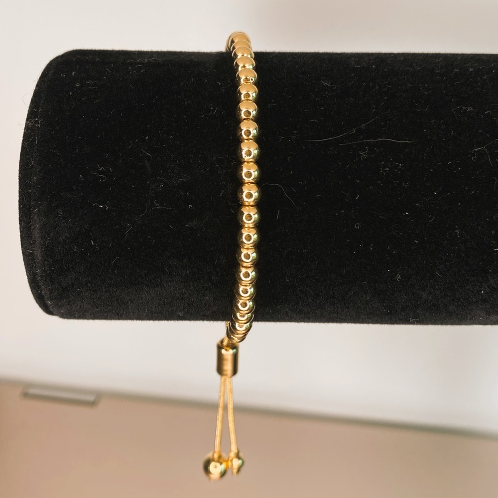 Semi-fine 18k gold filled slider bead bracelet